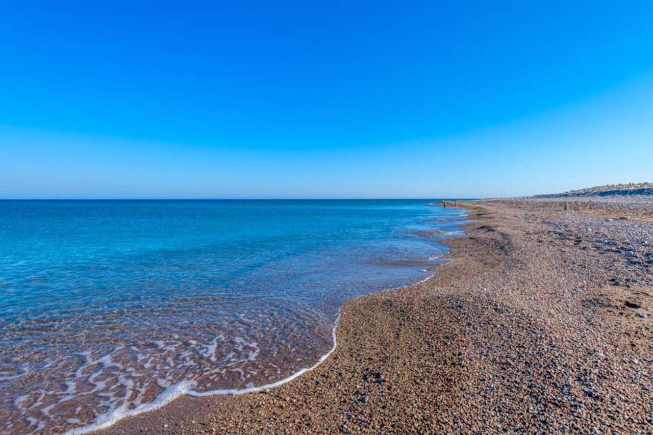 Seashore Beachfront Villa Лахания Екстериор снимка