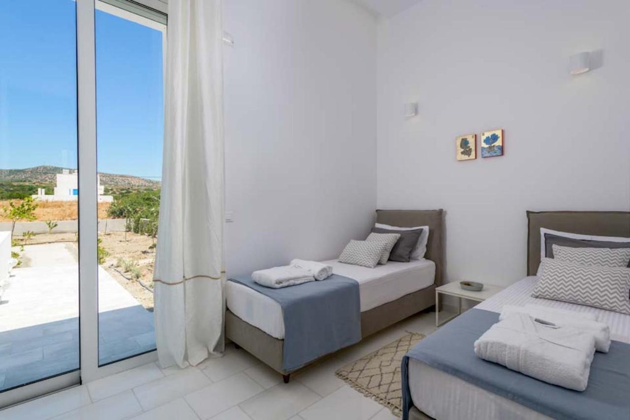 Seashore Beachfront Villa Лахания Екстериор снимка